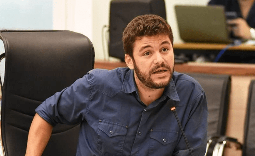 El peronismo buscó armar un interbloque en Rosario para limitar el avance de Juan&nbsp;Monteverde