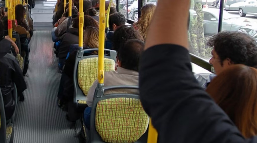 Histórico fallo a favor de un jubilado que sufrió graves lesiones al bajar de un transporte&nbsp;público